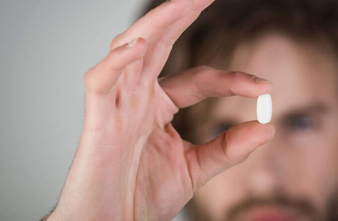 Effectiveness of Hair Supplements on Hair Loss 2 best hair growth vitamins featured image